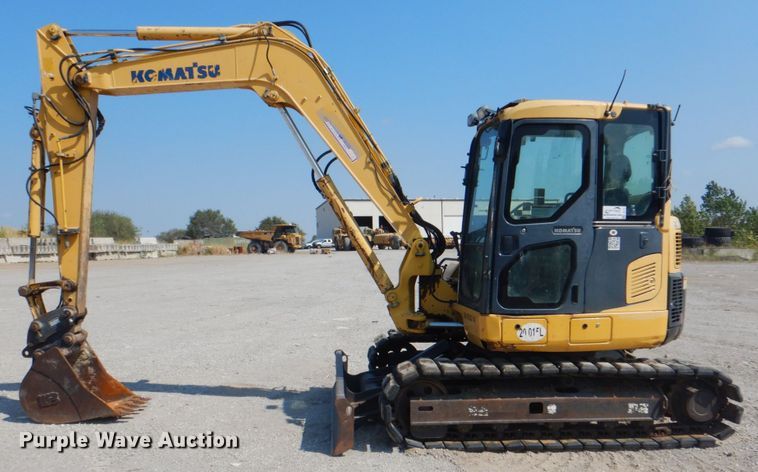 image for item DG1721 2010 Komatsu PC88MR-8  mini excavator