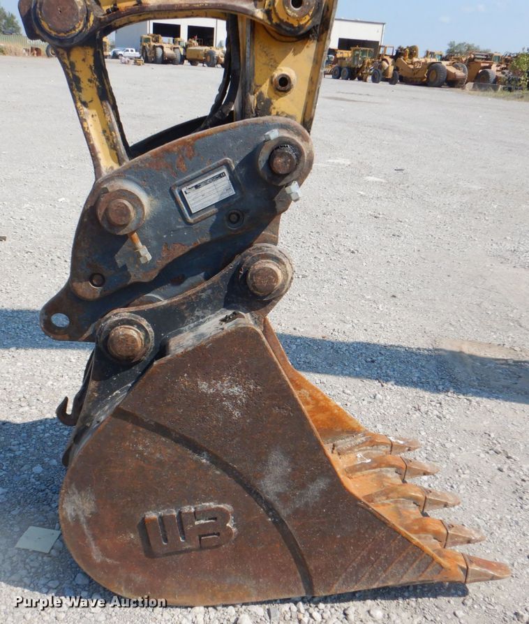 image for item DG1721 2010 Komatsu PC88MR-8  mini excavator