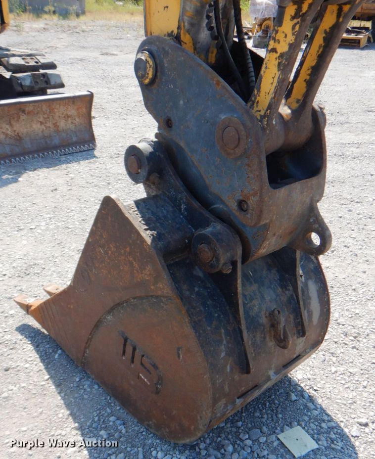 image for item DG1721 2010 Komatsu PC88MR-8  mini excavator