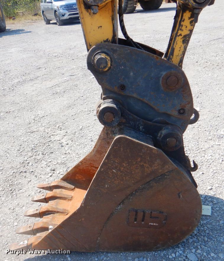 image for item DG1721 2010 Komatsu PC88MR-8  mini excavator