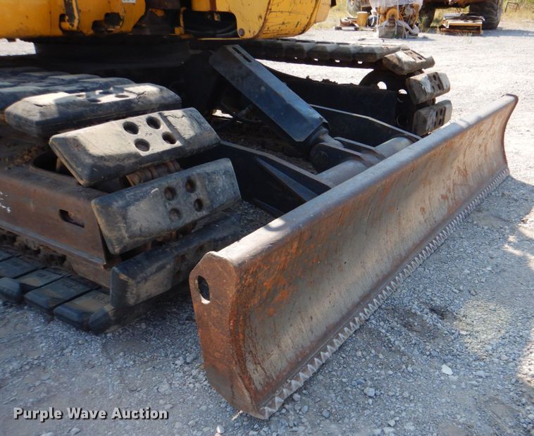 image for item DG1721 2010 Komatsu PC88MR-8  mini excavator