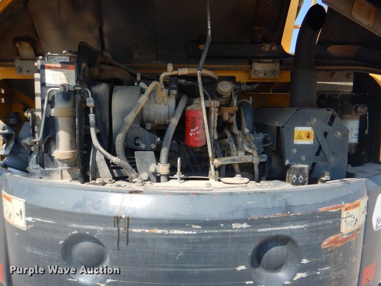 image for item DG1721 2010 Komatsu PC88MR-8  mini excavator