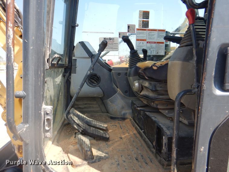 image for item DG1721 2010 Komatsu PC88MR-8  mini excavator