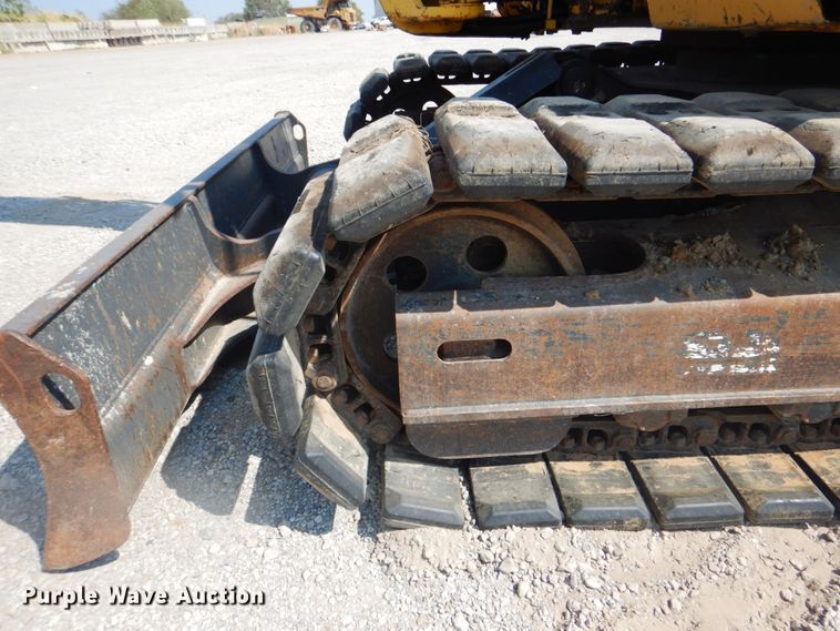 image for item DG1721 2010 Komatsu PC88MR-8  mini excavator