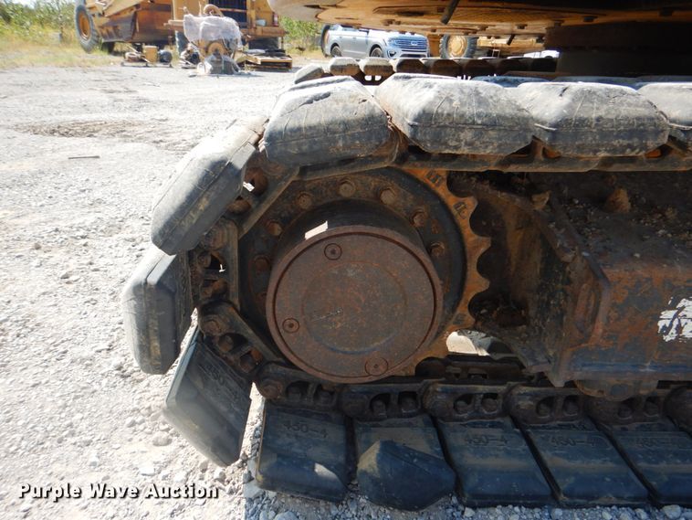 image for item DG1721 2010 Komatsu PC88MR-8  mini excavator