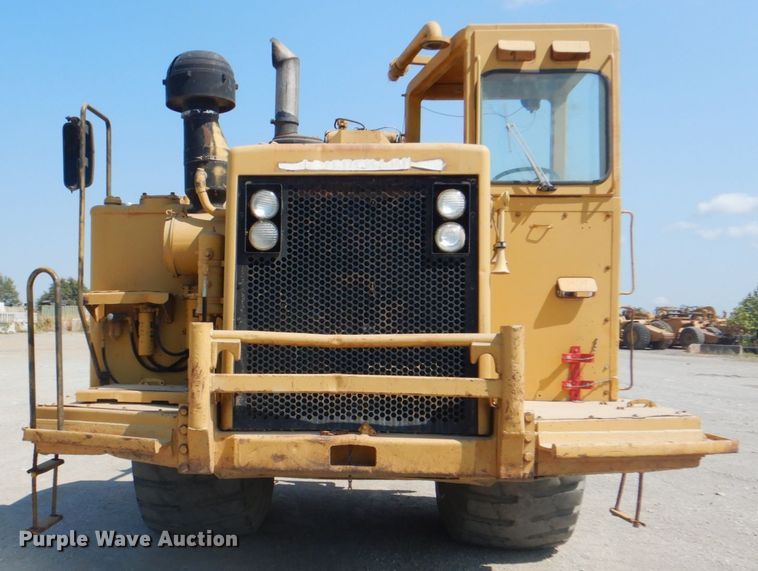 image for item DG1722 1977 Caterpillar 631D  water wagon