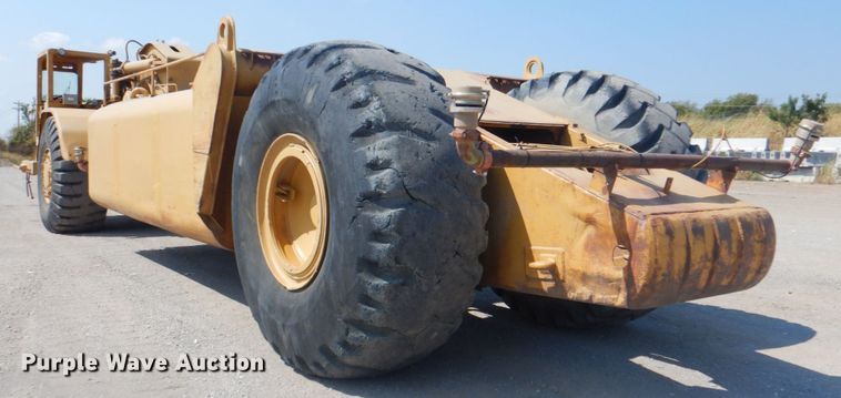 image for item DG1722 1977 Caterpillar 631D  water wagon