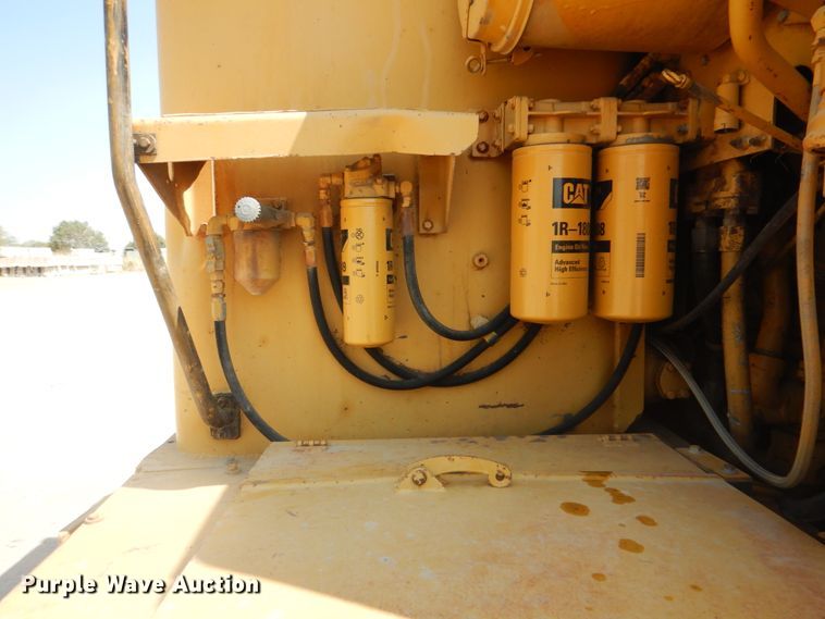 image for item DG1722 1977 Caterpillar 631D  water wagon