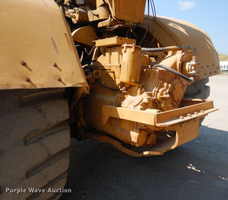 image for item DG1722 1977 Caterpillar 631D  water wagon