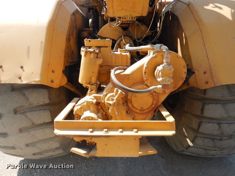 image for item DG1722 1977 Caterpillar 631D  water wagon