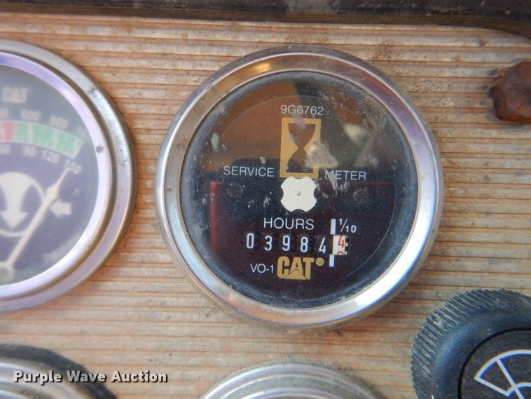 image for item DG1722 1977 Caterpillar 631D  water wagon