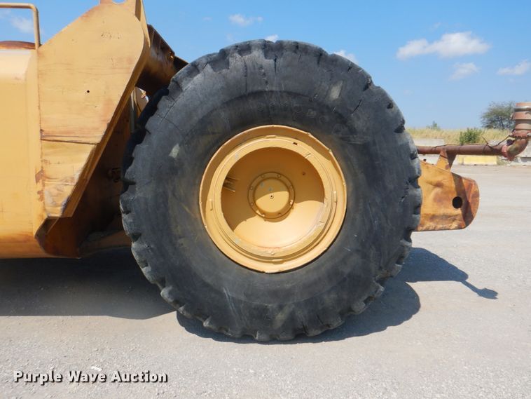 image for item DG1722 1977 Caterpillar 631D  water wagon