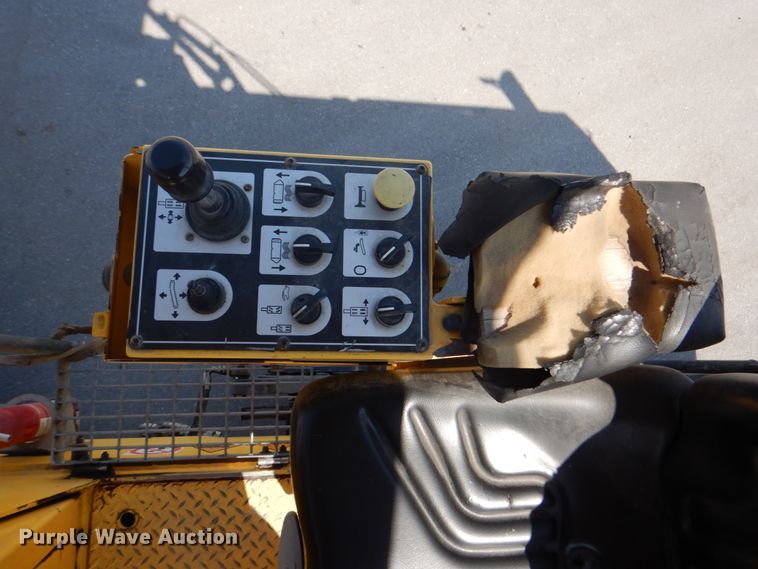 image for item DG1744 2013 Bomag BM1300/30-2  milling machine