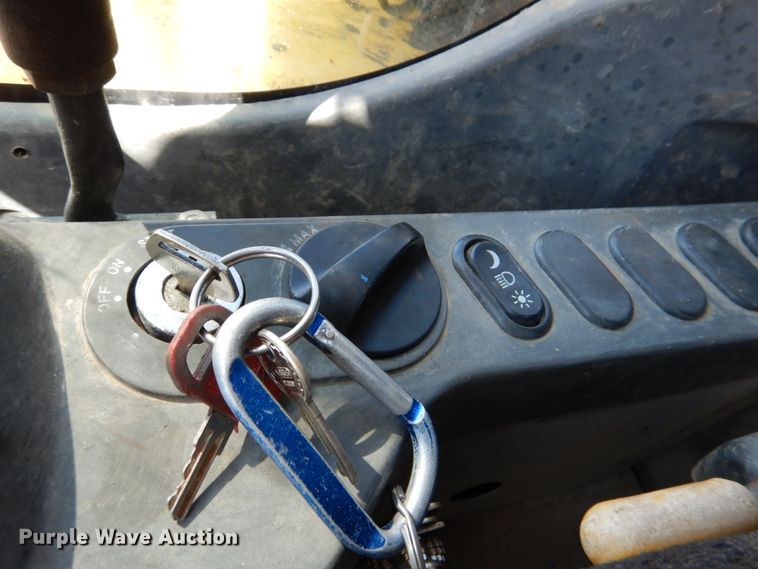 image for item DG1747 2009 Komatsu PC88MR-8  mini excavator