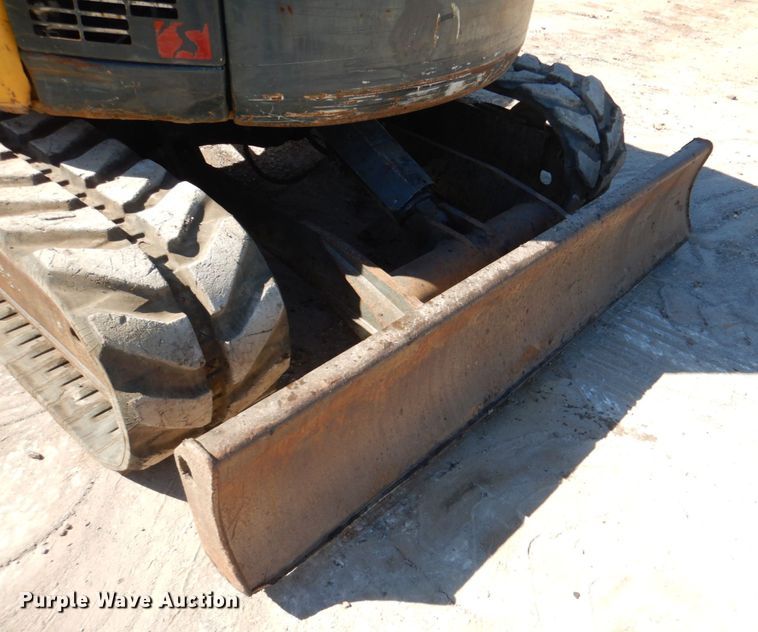 image for item DG1747 2009 Komatsu PC88MR-8  mini excavator