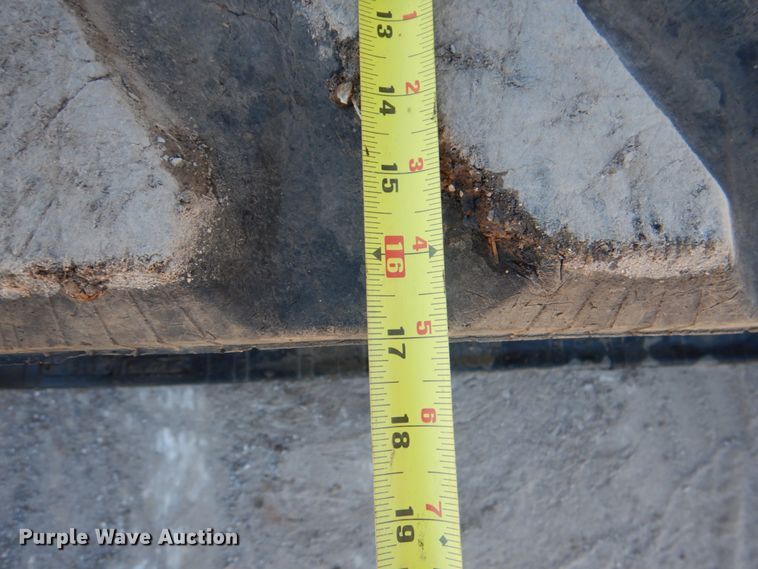 image for item DG1747 2009 Komatsu PC88MR-8  mini excavator