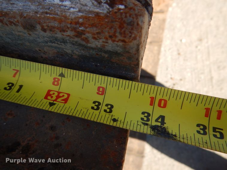 image for item DG1748 2011 Komatsu PC350LC-8  excavator