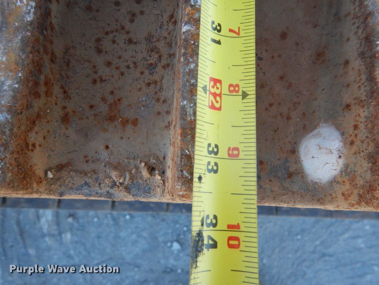 image for item DG1748 2011 Komatsu PC350LC-8  excavator