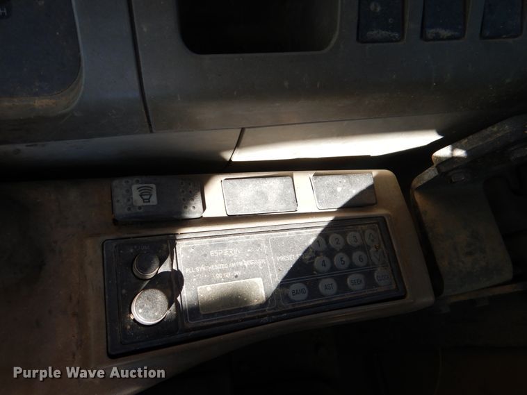 image for item DG1750 Case CX240B  excavator