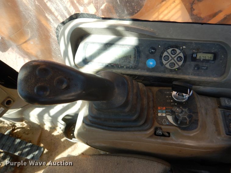 image for item DG1750 Case CX240B  excavator