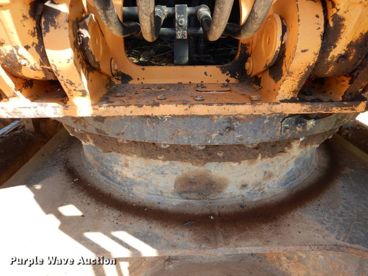 image for item DG1750 Case CX240B  excavator