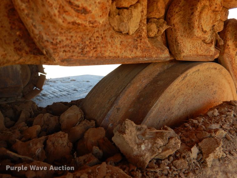 image for item DG1750 Case CX240B  excavator