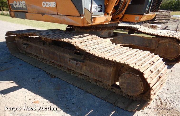 image for item DG1750 Case CX240B  excavator