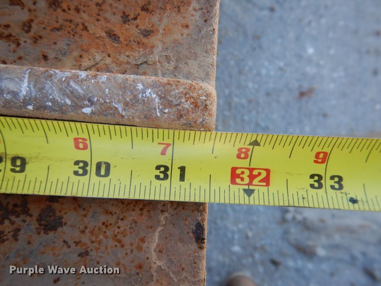 image for item DG1750 Case CX240B  excavator