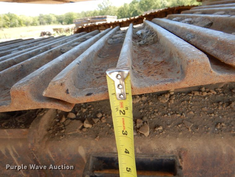 image for item DG1750 Case CX240B  excavator