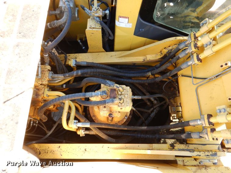 image for item DG1751 2011 Komatsu PC350LC-8  excavator