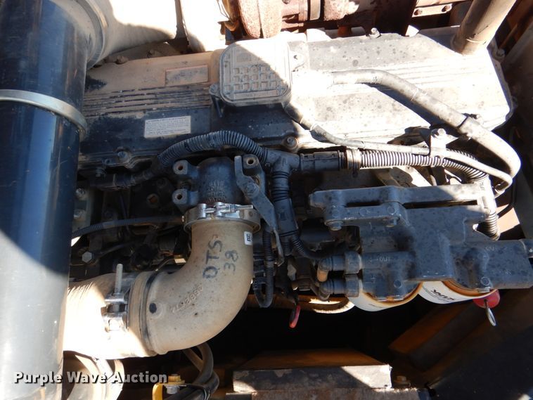 image for item DG1751 2011 Komatsu PC350LC-8  excavator