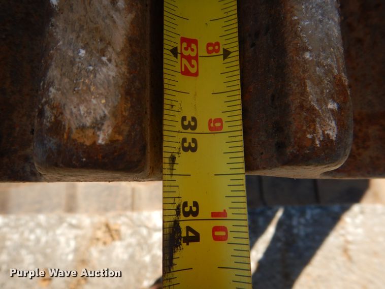 image for item DG1751 2011 Komatsu PC350LC-8  excavator