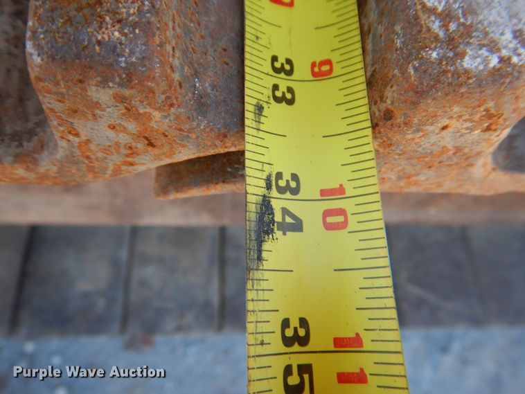 image for item DG1751 2011 Komatsu PC350LC-8  excavator