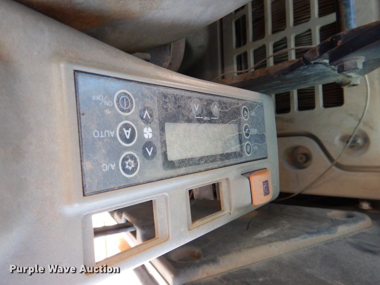 image for item DG1752 Case CX240B  excavator