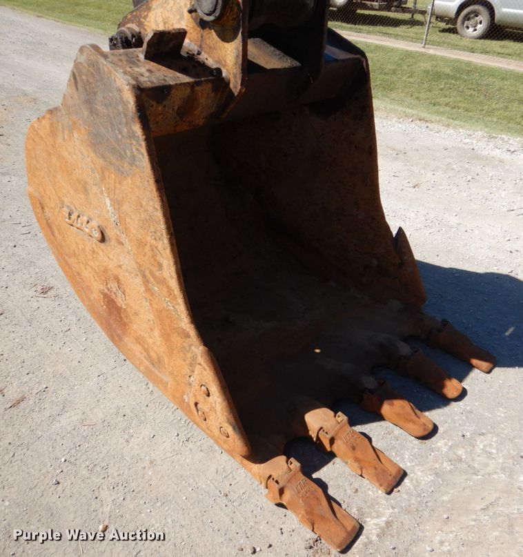 image for item DG1752 Case CX240B  excavator