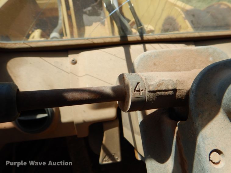 image for item DG1757 1982 Caterpillar 950B  wheel loader