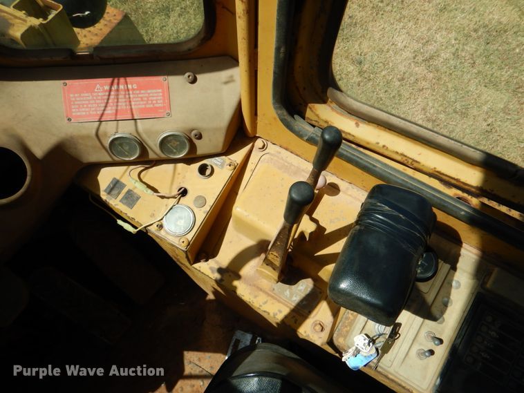 image for item DG1757 1982 Caterpillar 950B  wheel loader