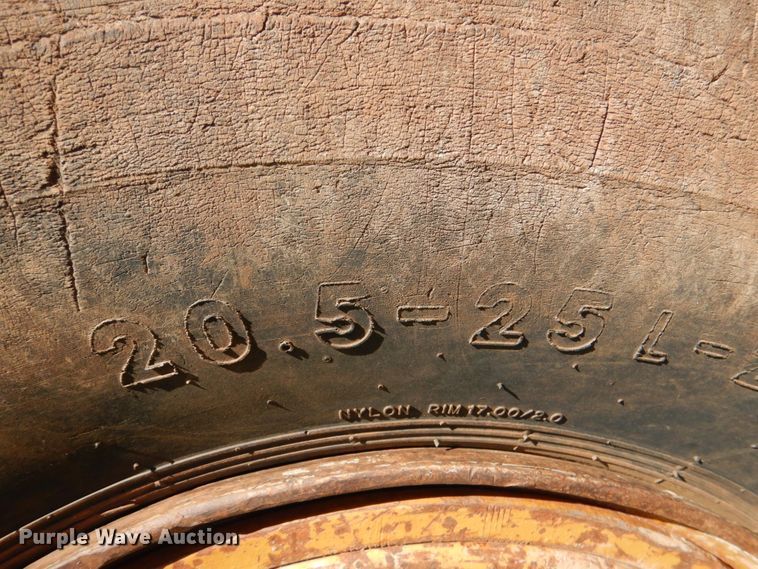 image for item DG1757 1982 Caterpillar 950B  wheel loader