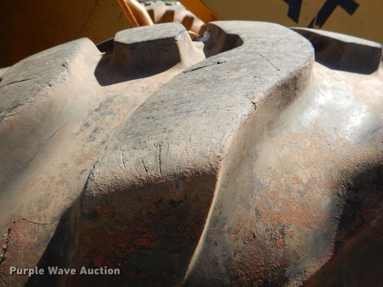 image for item DG1757 1982 Caterpillar 950B  wheel loader