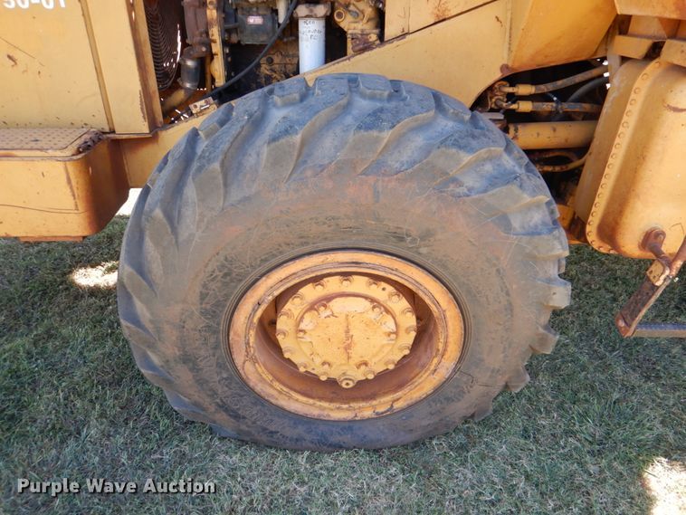 image for item DG1757 1982 Caterpillar 950B  wheel loader