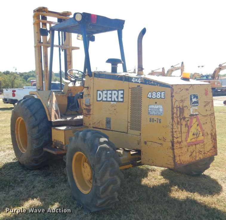 image for item DG1766 1998 John Deere 488E  forklift