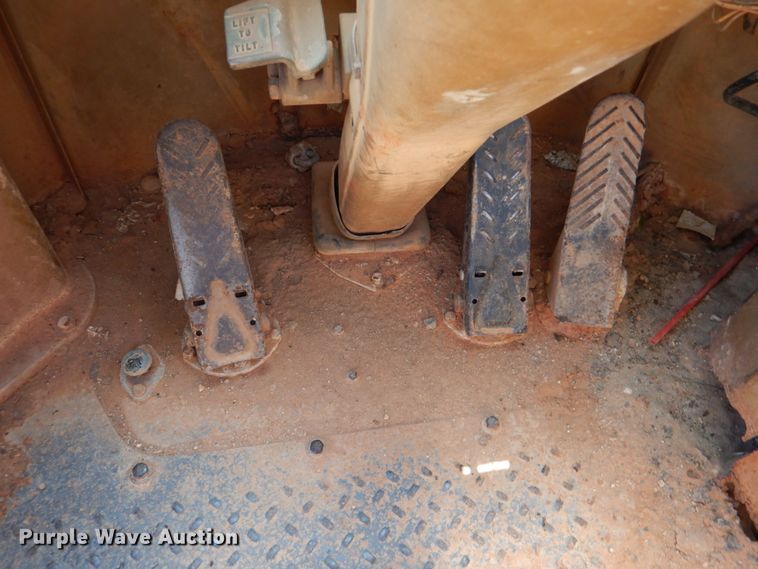 image for item DG1783 1985 Caterpillar 926  wheel loader