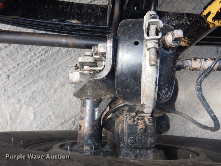 image for item DG1844 2005 Kenworth T800  dump truck