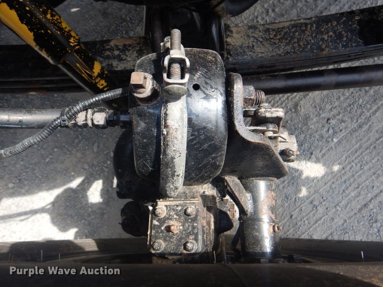 image for item DG1844 2005 Kenworth T800  dump truck