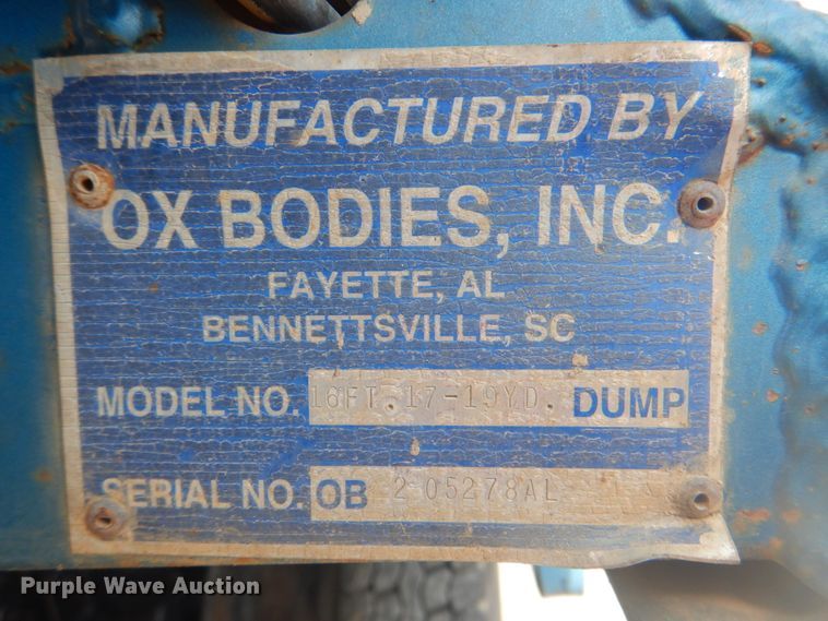 image for item DG1844 2005 Kenworth T800  dump truck