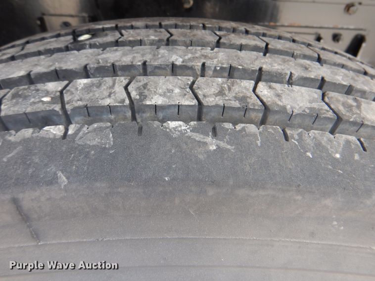 image for item DG1844 2005 Kenworth T800  dump truck