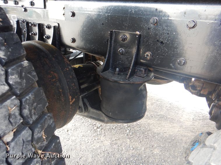 image for item DG1844 2005 Kenworth T800  dump truck