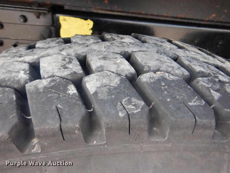 image for item DG1844 2005 Kenworth T800  dump truck