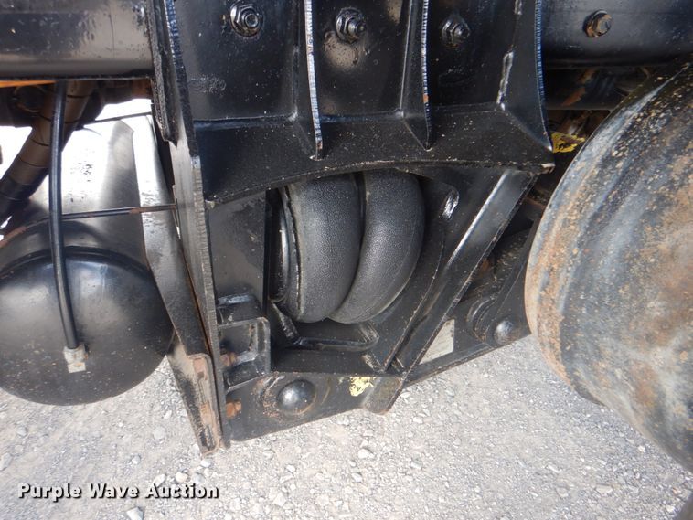 image for item DG1844 2005 Kenworth T800  dump truck