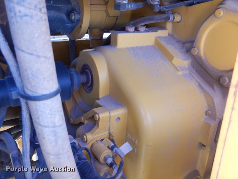 image for item DI5743 2002 John Deere 670C  motor grader